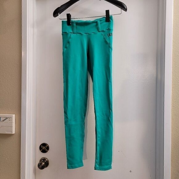la bella mafia Pants - La Bella mafia green leggings
